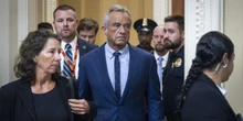 2 minuti faIl segretario alla Salute statunitense Robert Kennedy Jr. ha cancellato mezzo miliardo di dollari di fondi per lo sviluppo di vaccini