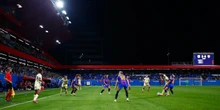2 minuti faLa Champions League dove Real Madrid e Paris Saint-Germain non sono le favoriteIl torneo femminile di calcio più importante d’Europa riprende oggi con un nuovo formato e con più squadre, comprese Roma e Juventus