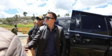 4 minuti faL’auto su cui viaggiava il presidente dell’Ecuador è stata presa a sassateDaniel Noboa era nel sud del paese per un evento: sta bene, ma per lui è un periodo di grandi contestazioni