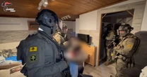 4 minuti faÈ stato arrestato Leonardo Gesualdo, considerato uno degli uomini più importanti del gruppo mafioso Società foggiana