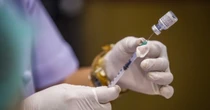 pochi secondi faUn inatteso effetto collaterale dei vaccini contro il COVID-19Un gruppo di ricerca ha trovato indizi sulla capacità dei vaccini a mRNA di far funzionare meglio alcune terapie contro il cancro