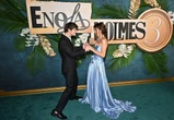 5 minuti faCelebripostCon Noah Schnapp e Millie Bobby Brown, Zendaya con l’ennesima trovata di "method dressing" e Madonna, dal vivo e su una maglietta