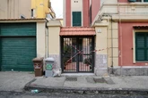 4 minuti faA Pozzuoli gli abusi edilizi bloccano la ricostruzione dopo il terremoto Oltre la metà delle richieste di fondi per riparare le case nell'area dei Campi Flegrei è stata respinta per irregolarità di cui molti proprietari dicono di non essere a conoscenza 