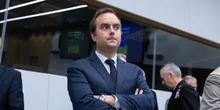 3 minuti faChi è Sébastien Lecornu, il nuovo primo ministro franceseConcreto, molto discreto, abile a mantenere i rapporti con tutti i partiti: ma anche molto vicino a Macron, oggi assai impopolare