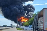 2 minuti faC’è stato un incendio in un magazzino di materiale plastico a Mantova: centinaia di dipendenti sono stati evacuati