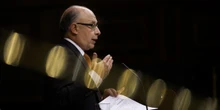 pochi secondi faAnche il centrodestra spagnolo ha il suo scandalo politicoDopo quello che sta causando molti problemi al Partito Socialista di Sánchez: c'entrano un ex ministro delle Finanze e uno studio legale