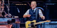 1 minuto faAncora una canzone di Bruce SpringsteenDove non cambia mai niente e intanto succede di tutto