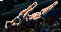 2 minuti faChiara Pellacani e Matteo Santoro hanno vinto la medaglia d’oro nei tuffi sincronizzati da 3 metri ai Mondiali di Singapore