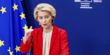 2 minuti faLa mozione di sfiducia contro Ursula von der Leyen, una cosa raraIl Parlamento europeo la discute oggi e la voterà giovedì: è praticamente certo che non passerà, ma anche solo che avvenga è un brutto segno