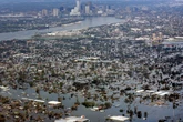 pochi secondi faL’uragano Katrina, 20 anni faIl 29 agosto del 2005 uno degli uragani più forti di sempre causò la morte di quasi 1.400 persone e allagò per giorni New Orleans, anche per gravissimi errori umani