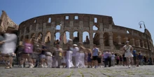 3 minuti faÈ davvero il turismo quello che serve all’economia italiana?La politica ne parla spesso come la soluzione su cui puntare per la crescita, gli economisti non sono d'accordo