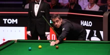 Il Regno Unito sta perdendo la tradizione dello snookerCi sono meno praticanti, meno posti per giocarci e presto il torneo più prestigioso al mondo potrebbe non tenersi più in Inghilterra (ma indovinate dove?)