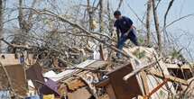 Negli ultimi quattro giorni almeno 40 persone sono morte negli Stati Uniti a causa di forti venti e tornado