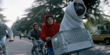 È colpa di Spielberg se non escono più film come “ET“ e “I Goonies“Il genere cosiddetto “kids on bikes” ebbe grande successo fino al 1985, e poi?