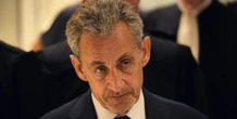 pochi secondi faNicolas Sarkozy inizia oggi a scontare la sua pena in carcereCinque anni, per associazione a delinquere: è il primo presidente francese ad andare in prigione dal secondo Dopoguerra