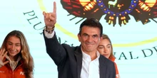 pochi secondi faRodrigo Paz ha vinto le presidenziali in BoliviaÈ un senatore di centrodestra che dovrà ora affrontare la grave crisi economica del paese