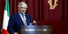 3 minuti faTajani dice di essere «il ministro degli Esteri più sfigato della storia»Per scusarsi di un ritardo ha scherzosamente fatto riferimento alle guerre e ai dazi: un'uscita comunque più innocua delle altre su Iran e Israele