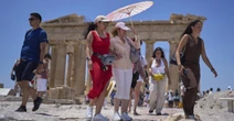 3 minuti faL’Acropoli di Atene verrà chiusa al pubblico per alcune ore per via delle temperature troppo alte