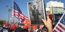 4 minuti faDi certo su Tyler Robinson sappiamo solo che stava tantissimo onlineI pochi elementi noti sul presunto assassino di Charlie Kirk non bastano per collocarlo a destra o a sinistra, ma suggeriscono in quali angoli di internet si era radicalizzato