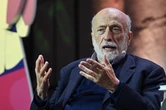 pochi secondi faÈ morto Carlo Petrini, fondatore di Slow FoodOvvero la più importante associazione italiana per la cultura ecosostenibile del cibo: aveva 76 anni