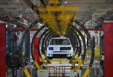 pochi secondi faCome Stellantis proverà a uscire dalla crisiCon 60 miliardi di investimenti entro il 2030, 60 nuovi modelli e la promessa di non chiudere nessuno stabilimento italiano