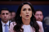 3 minuti faTulsi Gabbard ha detto che si dimetteràÈ la direttrice dell’intelligence statunitense: lo fa per ragioni personali, ma il suo rapporto con Trump non è stato semplice
