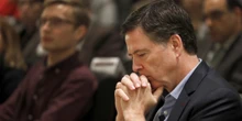 2 minuti faL’ex direttore dell’FBI James Comey, incriminato su pressione di Trump, ha chiesto di andare a processo