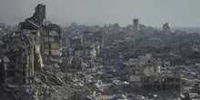 1 minuto faSempre più giuristi pensano che Israele stia compiendo un genocidio a GazaAbbiamo sentito alcuni tra i maggiori esperti italiani e internazionali: il dibattito pubblico è molto politicizzato ma tra gli addetti ai lavori è aumentato il consenso