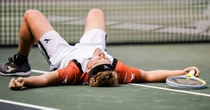 pochi secondi faC’era bisogno di allungare i tornei 1000 nel tennis?ATP e WTA, i principali circuiti professionistici, vogliono renderli simili a quelli del Grande Slam, ma per molti non è stata una grande idea