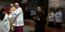 Cosa vuol dire che il papa è un agostinianoÈ un ordine religioso dalle radici monastiche, ora molto attivo in attività missionarie e caritatevoli