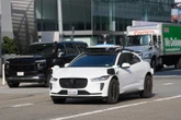 pochi secondi faLa California permetterà di testare su strada e utilzzare mezzi pesanti a guida autonoma