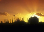 2 minuti faSi fa presto a dire carburanteIl petrolio è centrale in ogni aspetto della nostra esistenza e se diventa scarso e più caro non ne risentono solo i trasporti e il settore energetico