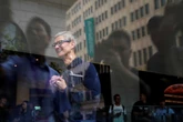 pochi secondi faTim Cook il consolidatoreDopo 15 anni il CEO di Apple lascia un'importante eredità, ma anche un compito difficile per chi gli succede: tornare a innovare