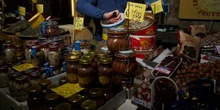 4 minuti faCosa causa le intossicazioni da botulinoIn Italia sono più frequenti che nel resto d'Europa per la consuetudine di preparare conserve alimentari a casa