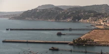 Come cambierà Bagnoli con la Coppa America di velaLa bonifica della costa dagli scarti industriali dell'ILVA dovrà essere fatta più in fretta, perché proprio lì ci saranno gli hangar degli equipaggi