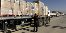 Oggi Israele farà entrare 100 camion di aiuti umanitari nella Striscia di Gaza