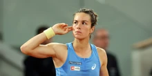 La semisconosciuta che è arrivata in semifinale al Roland GarrosLa tennista francese Loïs Boisson, numero 361 al mondo, in tre giorni ha battuto a sorpresa la numero 3 e la numero 6 del ranking