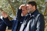 1 minuto faQuando i leader politici portano i parlamentari in ritiroSpesso in conventi o abbazie sperdute, secondo una vecchia tradizione democristiana ora recuperata da Salvini e Tajani: di solito non porta bene