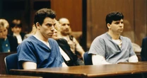 1 minuto faI fratelli Menéndez non potranno uscire dal carcereCondannati all'ergastolo per l'uccisione dei genitori, dopo 35 anni avevano chiesto la libertà condizionale, che gli è stata negata