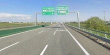 3 minuti faUn grave incidente ha bloccato l’autostrada A4 per oreQuattro persone sono morte in uno scontro frontale sulla Torino-Milano, sembra causato da un'auto in contromano