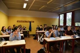 2 minuti faGli stipendi di chi lavora nelle scuole aumenteranno un po’ di piùGrazie alla firma sulla parte economica del contratto per il triennio 2025-2027, e verranno pagati anche gli arretrati