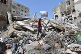 4 minuti faMartedì sono state uccise almeno 19 persone dai bombardamenti israeliani nel sud del Libano