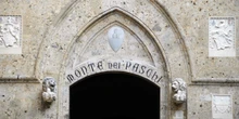1 minuto faMPS le sta provando tutte per prendersi MediobancaNegli ultimi giorni utili per portare a termine l'operazione ha detto che ci metterà più soldi e che si accontenterà di un controllo più limitato