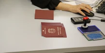 È stato approvato in via definitiva un decreto-legge che limita i criteri per ottenere la cittadinanza italiana con lo ius sanguinis