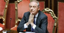 5 minuti faLa trionfale inconcludenza di Adolfo Urso sull’ex ILVASono due anni e mezzo che il ministro delle Imprese fa grandi annunci, che però finora hanno prodotto poco