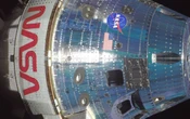 4 minuti faTra poche ore Artemis II torna sulla TerraDopo un lungo viaggio e un giro intorno alla Luna, i quattro astronauti si preparano a un turbolento rientro nell'atmosfera e a un tuffo nell'oceano Pacifico