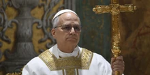 Perché proprio Leone XIVIl papa non ha ancora spiegato la scelta del nome, ma è probabile che c'entrino Leone XIII e un'attenzione alle questioni sociali