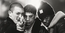 “L’odio” è rimasto IL film sulle periferie a trent’anni di distanzaE i media vanno ancora dal regista Mathieu Kassovitz ogni volta che nelle banlieue francesi ci sono disordini e violenze