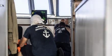 2 minuti faGli audio dell’attacco armato alla Ocean VikingSi sentono le comunicazioni concitate dell'equipaggio e gli spari della cosiddetta Guardia costiera libica, che vanno avanti anche dopo che la nave umanitaria ha cambiato rotta