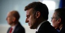 1 minuto faLa Francia somiglia sempre più all’Italia, e non è un complimentoÈ un paragone ormai frequente, in vista del voto di fiducia al governo di François Bayrou